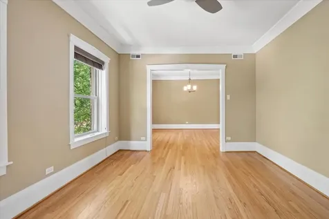 7025 North Wolcott Avenue Chicago IL 60626