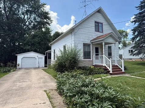 623 Sterling Avenue Dixon IL 61021