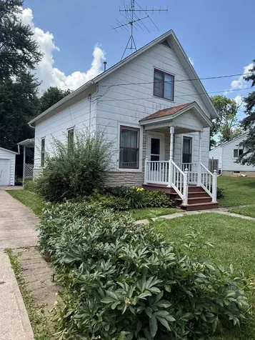 623 Sterling Avenue Dixon IL 61021