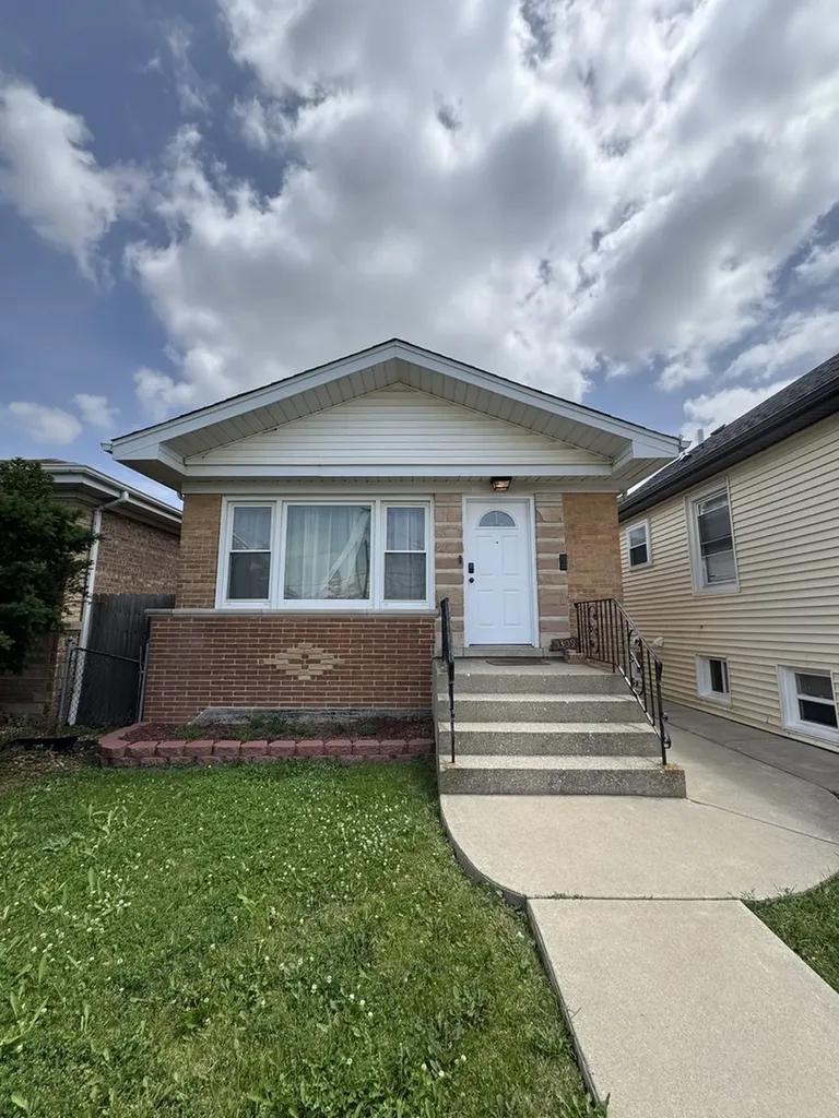 5309 North Central Avenue Chicago IL 60630