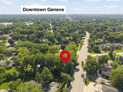 120 North Pine Street Geneva IL 60134