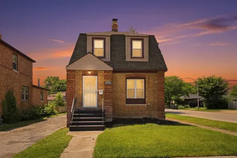 9300 South Francisco Avenue Evergreen Park IL 60805