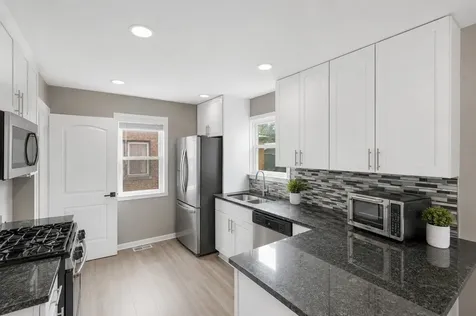 9300 South Francisco Avenue Evergreen Park IL 60805