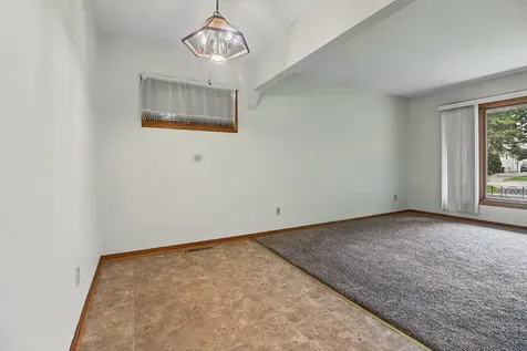 805 Garfield Street Harvard IL 60033