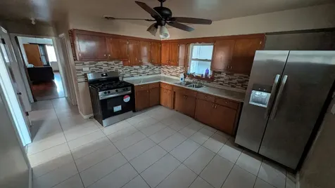 1619 East 86th Place Chicago IL 60617