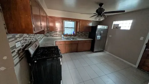 1619 East 86th Place Chicago IL 60617