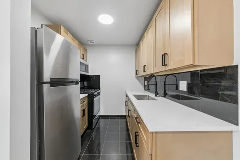 4B East Dundee Quarter Drive Palatine IL 60074