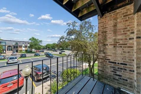 4B East Dundee Quarter Drive Palatine IL 60074