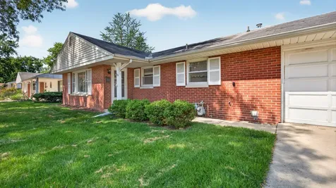 919 Vale Street Bloomington IL 61701