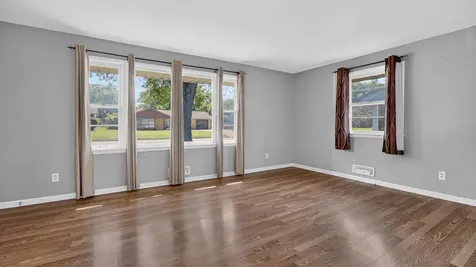 919 Vale Street Bloomington IL 61701