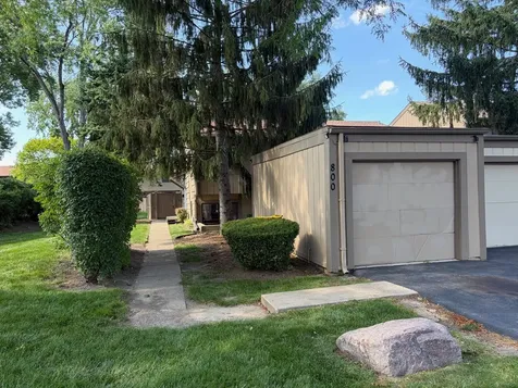 800 Oregon Trail Roselle IL 60172