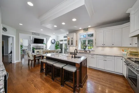 38W601 Clubhouse Drive St. Charles IL 60175