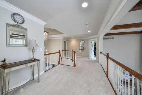 38W601 Clubhouse Drive St. Charles IL 60175