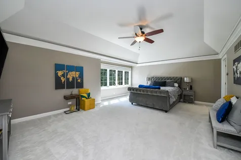 38W601 Clubhouse Drive St. Charles IL 60175