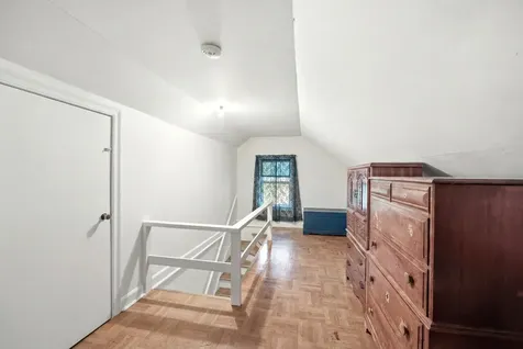 45 North Aldine Street Elgin IL 60123
