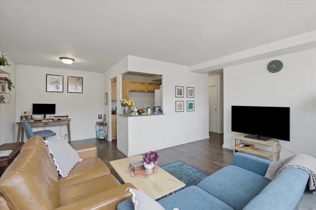 3950 North Lake Shore Drive Chicago IL 60613