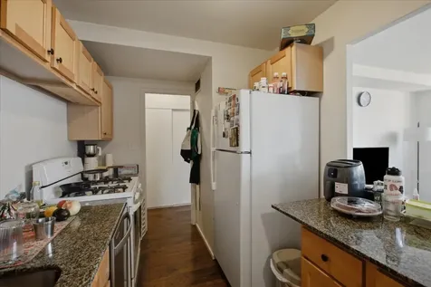 3950 North Lake Shore Drive Chicago IL 60613
