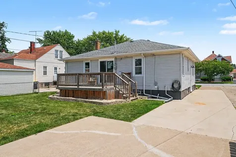 18316 Sherman Street Lansing IL 60438