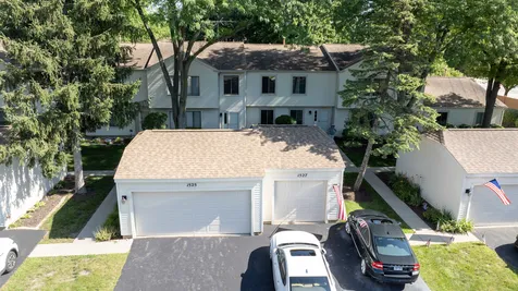 1525 Yale Court Elk Grove Village IL 60007