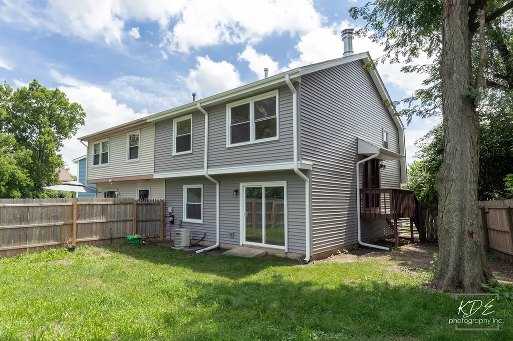 208 Granada Court Bolingbrook IL 60440