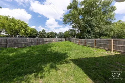 208 Granada Court Bolingbrook IL 60440