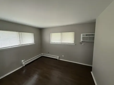 9 Scotdale Road La Grange Park IL 60526