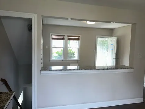 18017 Oakwood Avenue Lansing IL 60438