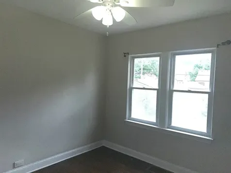 18017 Oakwood Avenue Lansing IL 60438