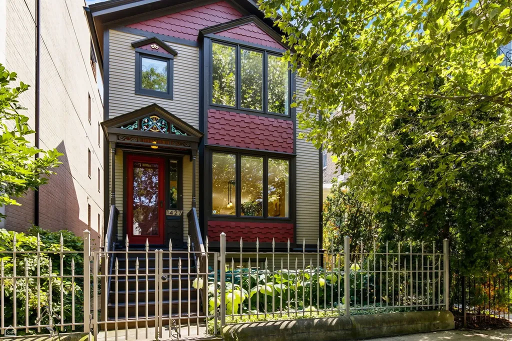 1427 West Huron Street Chicago IL 60642
