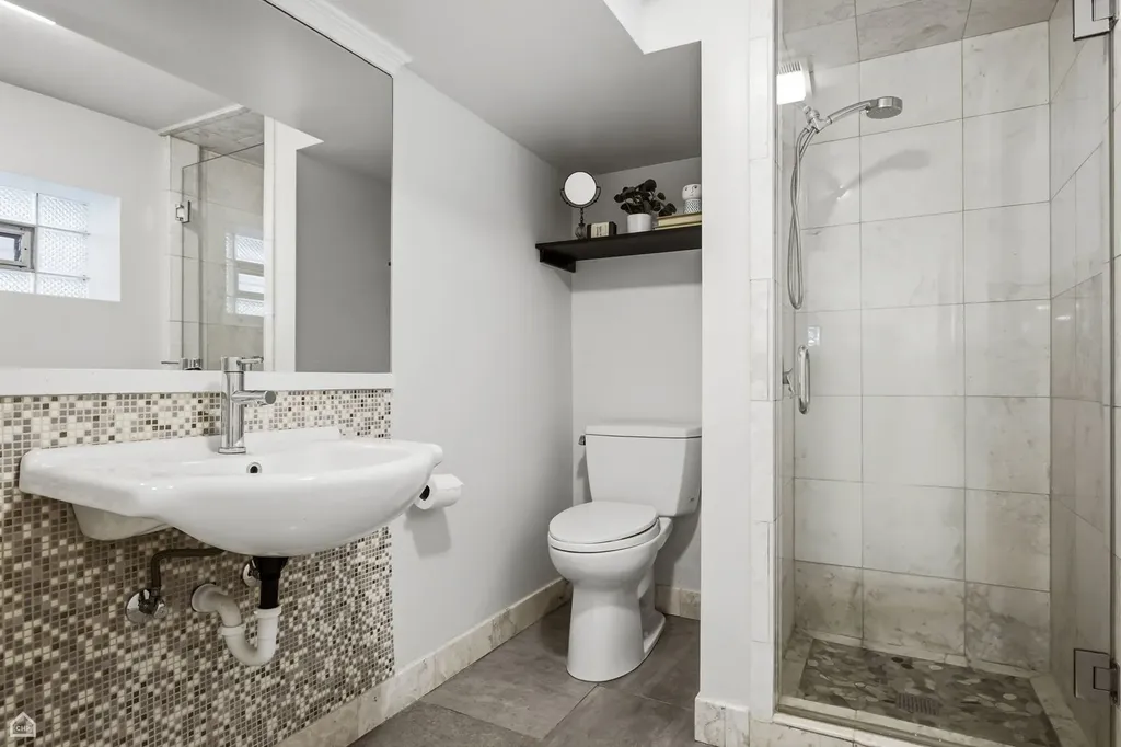 1427 West Huron Street Chicago IL 60642