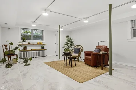 1427 West Huron Street Chicago IL 60642
