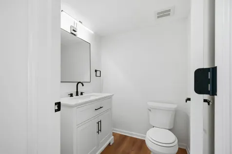 47 West King Henry Court Palatine IL 60067