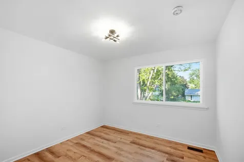 47 West King Henry Court Palatine IL 60067