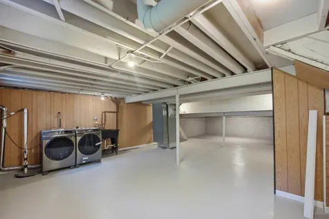 47 West King Henry Court Palatine IL 60067