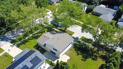 47 West King Henry Court Palatine IL 60067