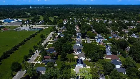 47 West King Henry Court Palatine IL 60067