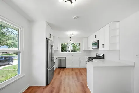 47 West King Henry Court Palatine IL 60067