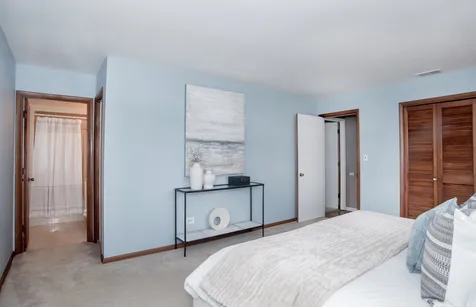 1903 West 58th Place La Grange Highlands IL 60525