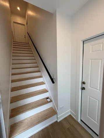 6042 South Eberhart Avenue Chicago IL 60637