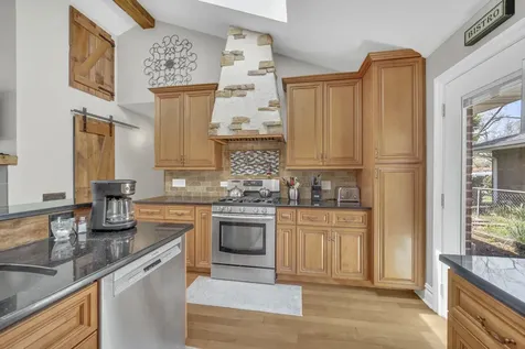 256 West Kathleen Drive Des Plaines IL 60016