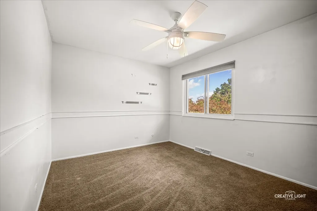 772 Circle Drive Roselle IL 60172