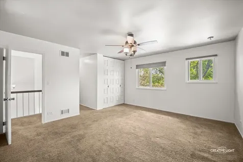 772 Circle Drive Roselle IL 60172