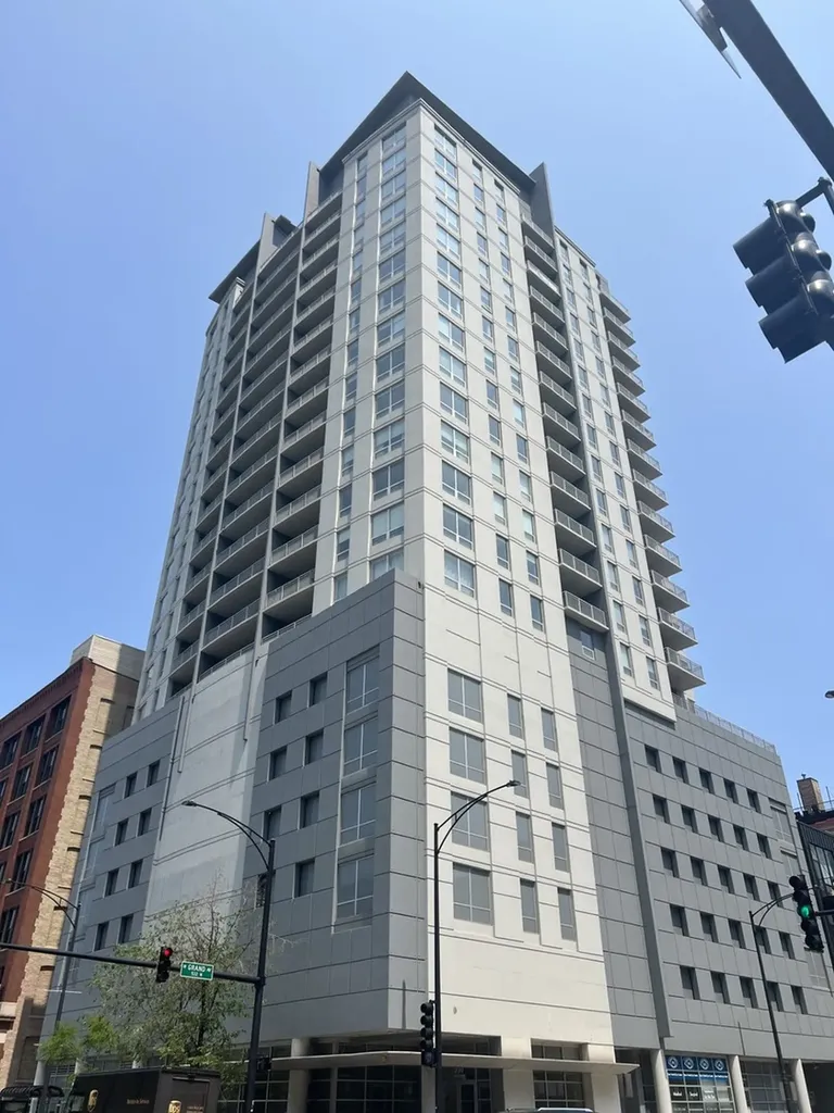 330 West Grand Avenue Chicago IL 60654