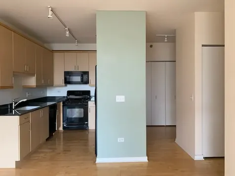 330 West Grand Avenue Chicago IL 60654