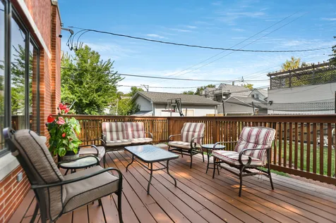 1725 North Troy Street Chicago IL 60647