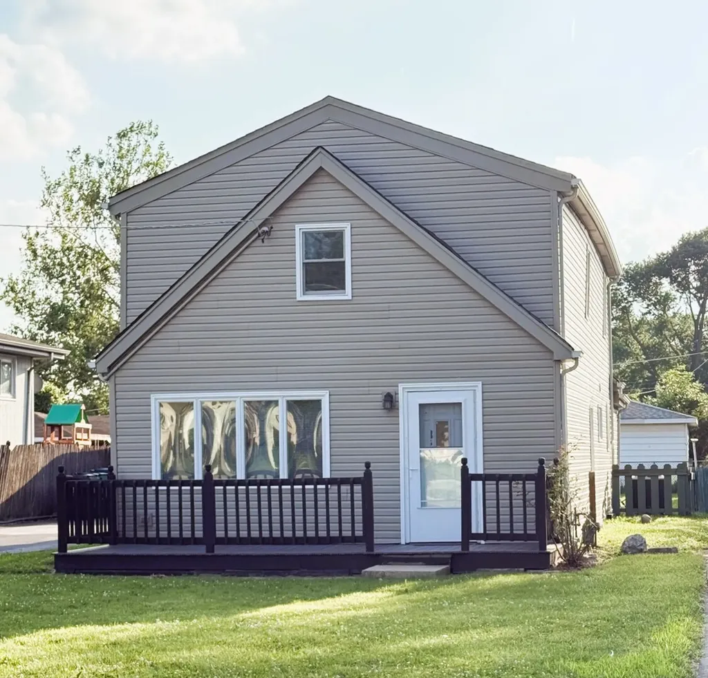 7630 Odell Avenue Bridgeview IL 60455