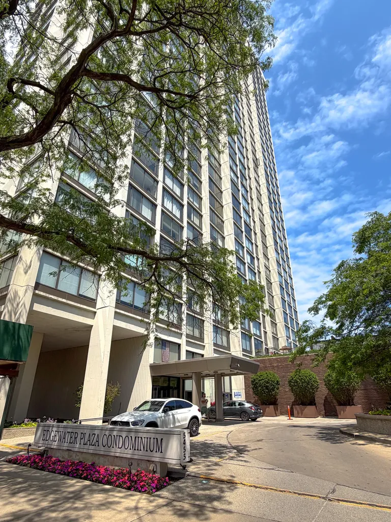 5455 North Sheridan Road Chicago IL 60640