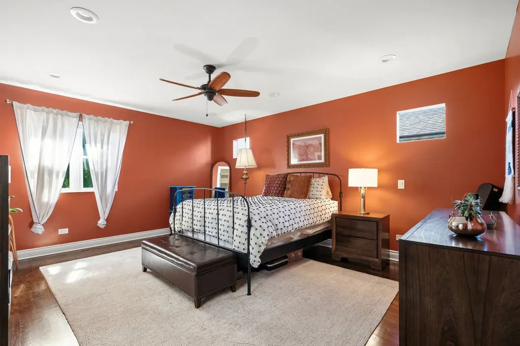 1109 North Karlov Avenue Chicago IL 60651