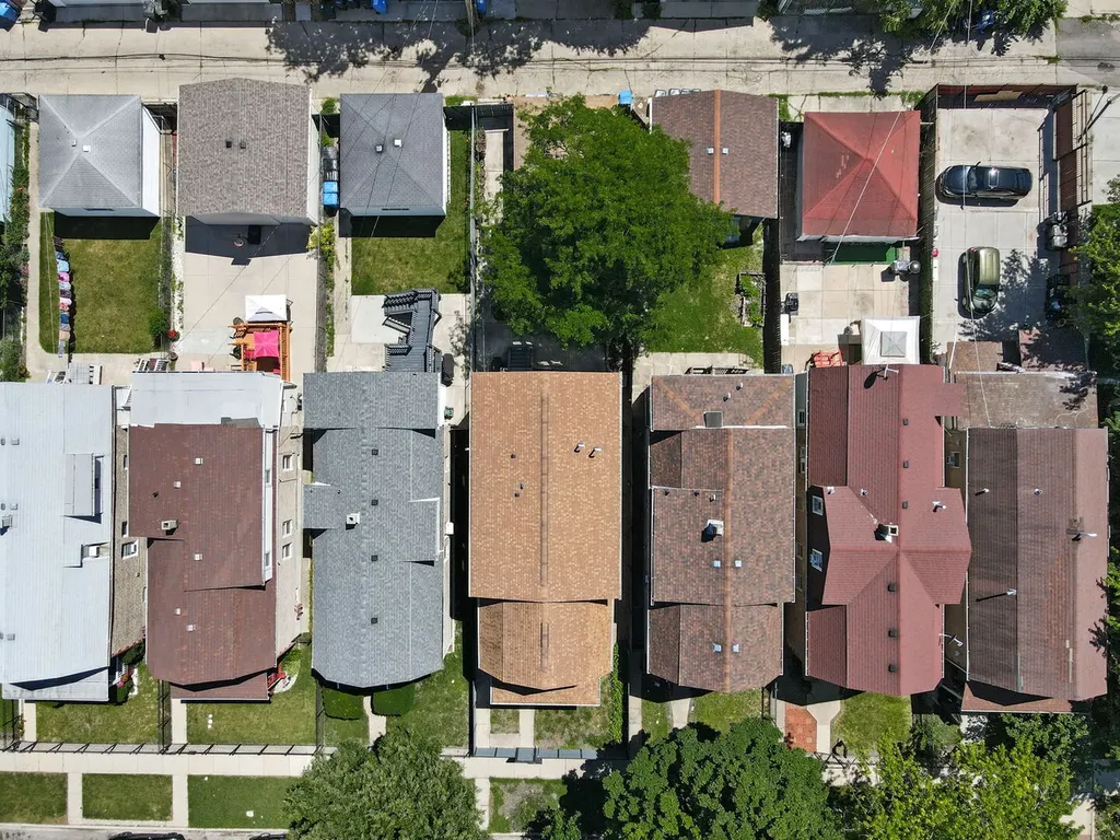 1109 North Karlov Avenue Chicago IL 60651