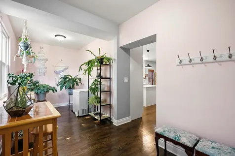 1109 North Karlov Avenue Chicago IL 60651